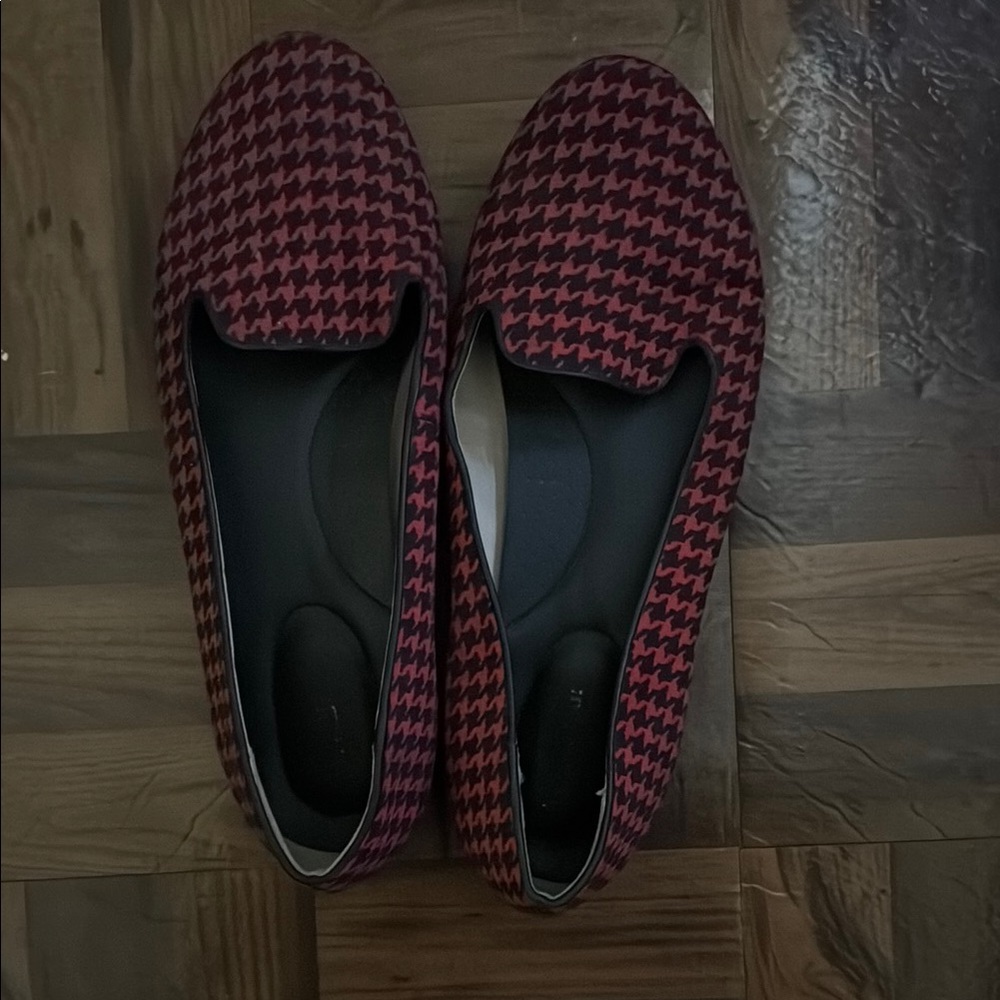 LL Bean Women's Houndstooth Flats - Red and Black